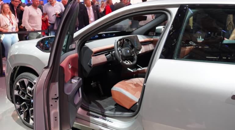 BMW ix3 interoir