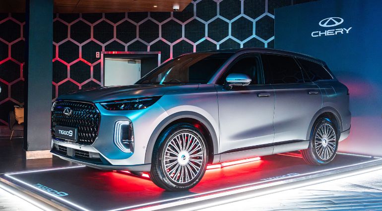 Side view of Chery Tiggo 9 SUV