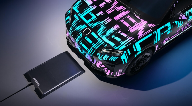 Porsche Cayenne with one-box