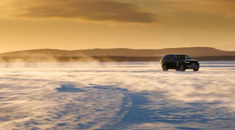 New Range Rover prototype doing winter testing in the snow