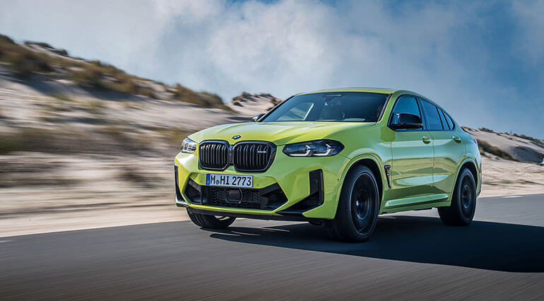 BMW X3 M and X4 M Competitions on the road