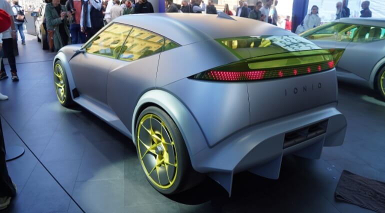 Hyundai IONIQ 3 side
