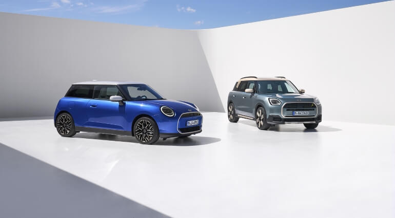 All-new Mini Cooper and Mini Countryman: Side-by-side view