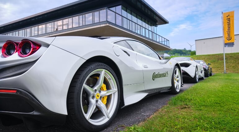 Ferrari on SC7 tyres