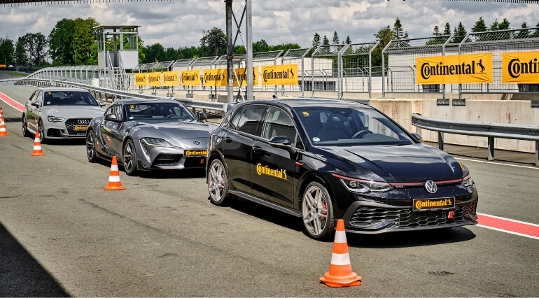 SportContact 7 track testing cars
