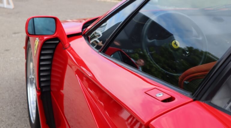 Ferrari F40 Side