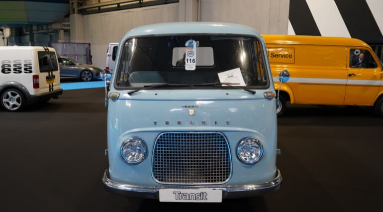 Ford Taunus Transit front angle
