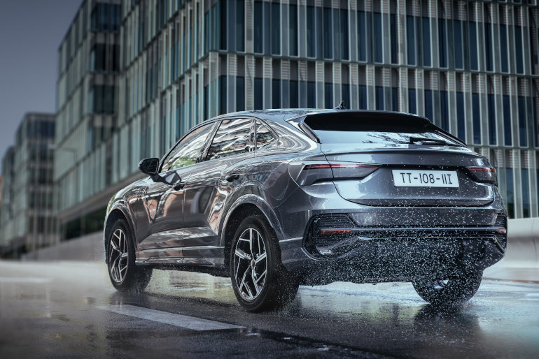 SWUV driving in the rain