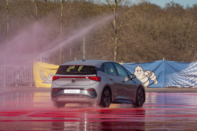 Cupra Born on kickplate